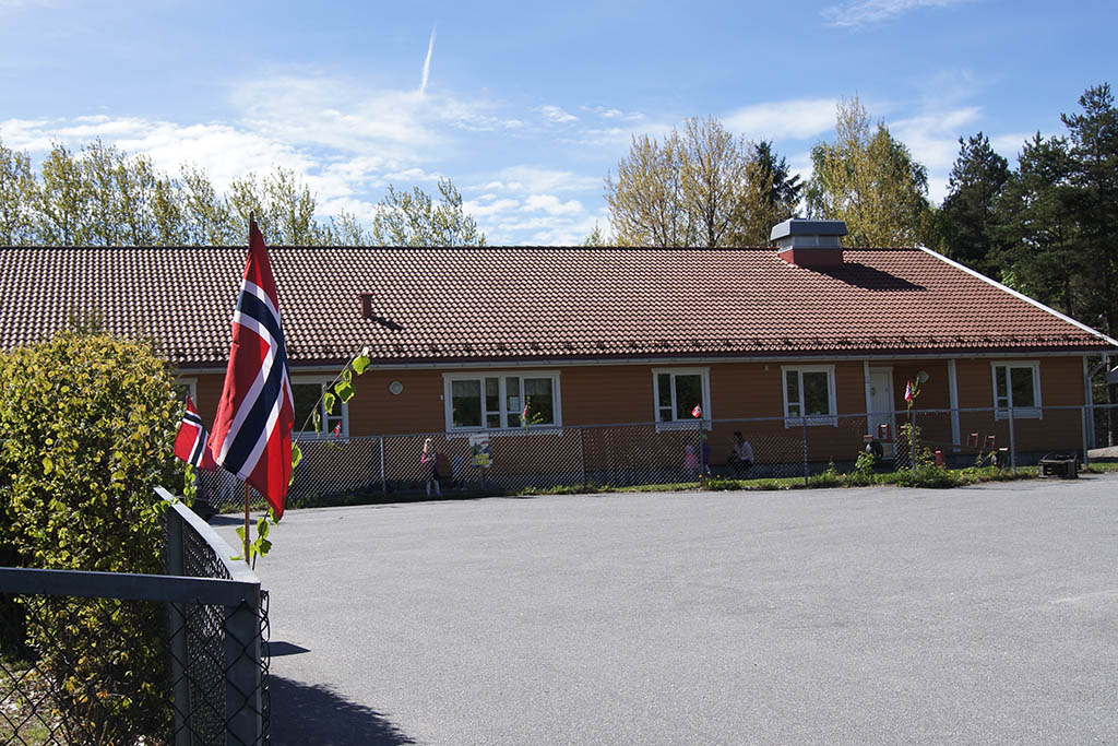 Fasaden til Åkerholmen barnehage. Foto